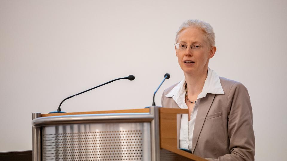 Referentin und Autorin Dr. Katrin Minner, Habilitandin am Historischen Seminar der Universität Siegen