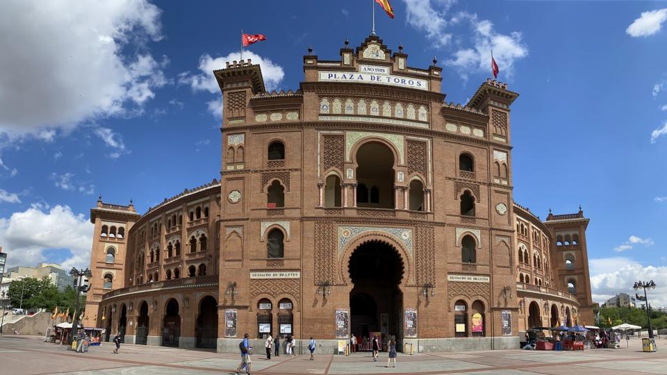 Das Bild zeigt die Stierkampfarena Las Ventas in Madrid.